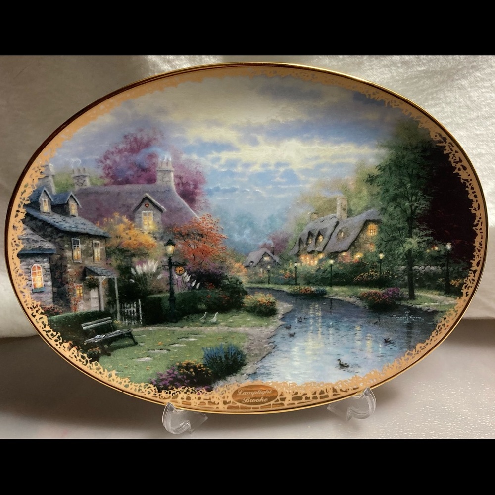 Thomas Kinkade Lamplight Brooke Collectors Plate